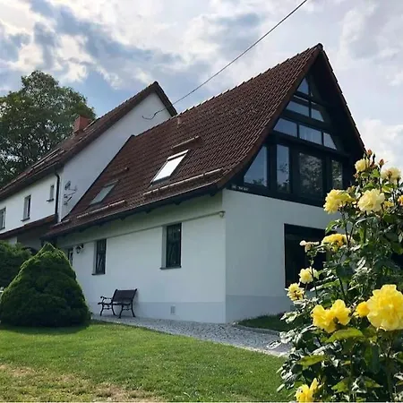 Vakantiehuis Ingrid Gemuetliches Im Gruenen *