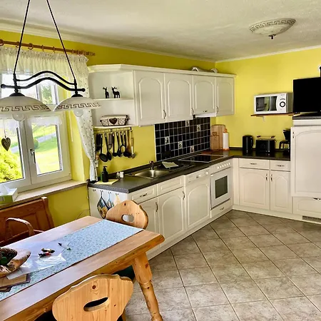 Vakantiehuis Ingrid Gemuetliches Im Gruenen Eichigt