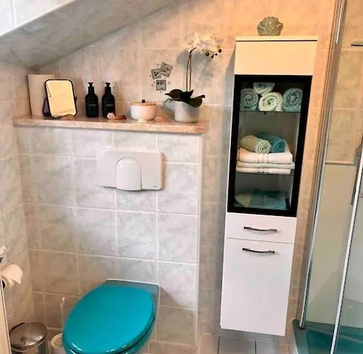 Ingrid Gemuetliches Im Gruenen بيت للعطل Eichigt