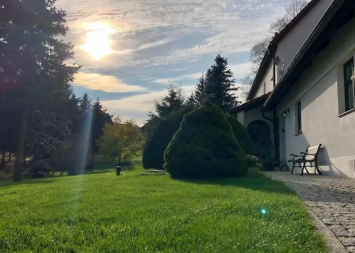 Ingrid Gemuetliches Im Gruenen بيت للعطل *