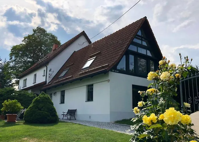 Ingrid Gemuetliches Im Gruenen بيت للعطل Eichigt