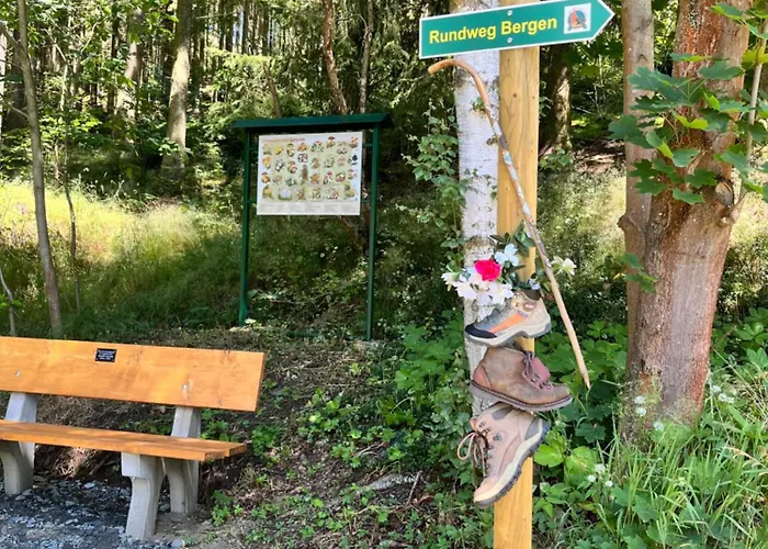 Ingrid Gemuetliches Im Gruenen بيت للعطل *