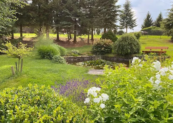 بيت للعطل Ingrid Gemuetliches Im Gruenen Eichigt