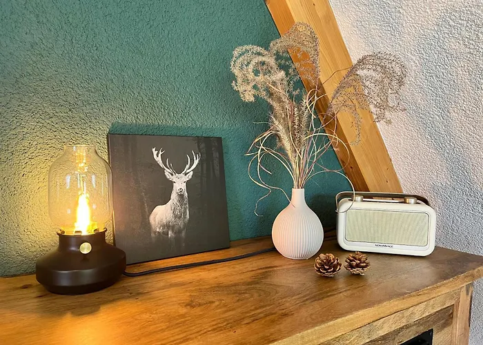 Ingrid Gemuetliches Im Gruenen بيت للعطل